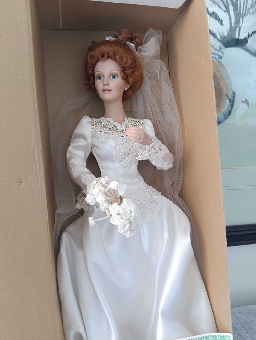 poup&eacute;e porcelaine num&eacute;rot&eacute;e au choix 