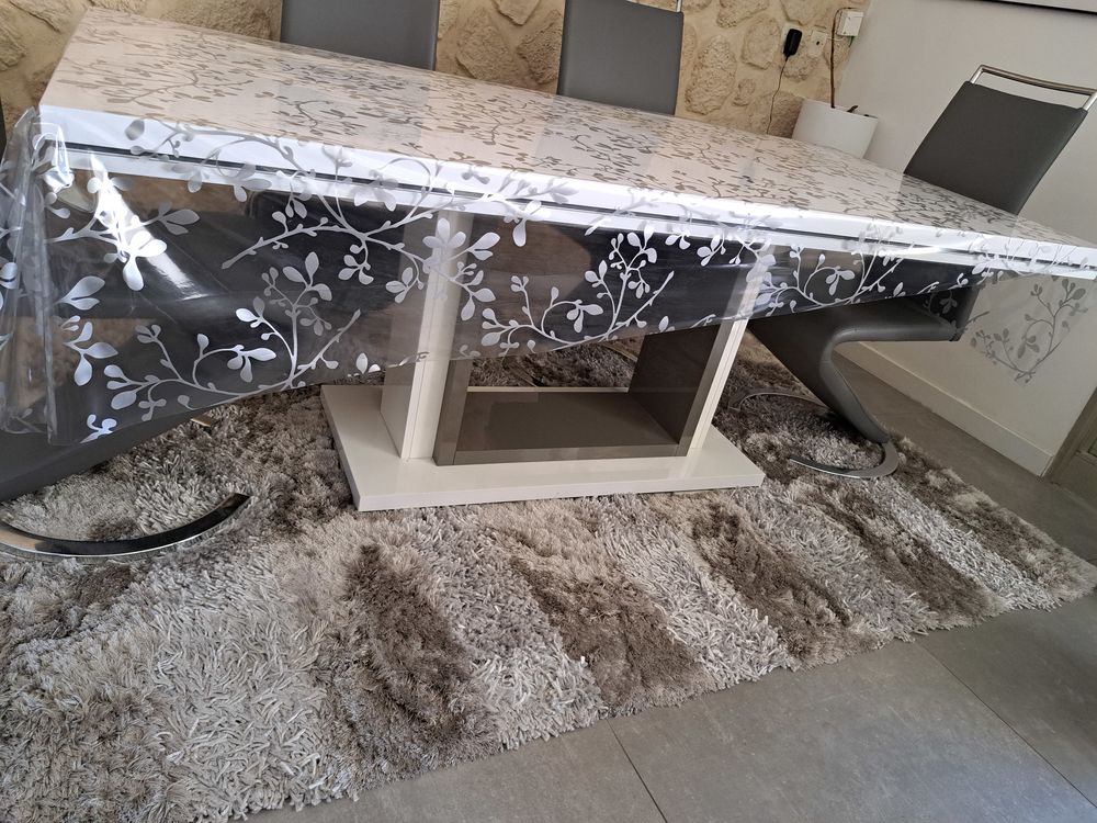 Table Meubles