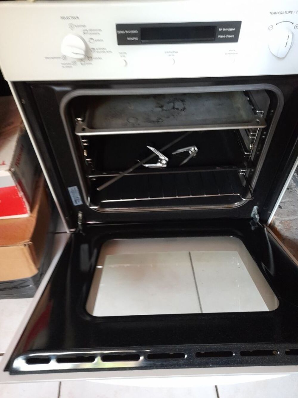 four encastrable faure Electrom�nager