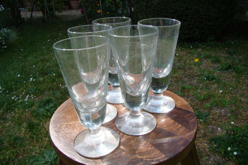 5 anciens verres &agrave; absinthe Epoque 1900 

