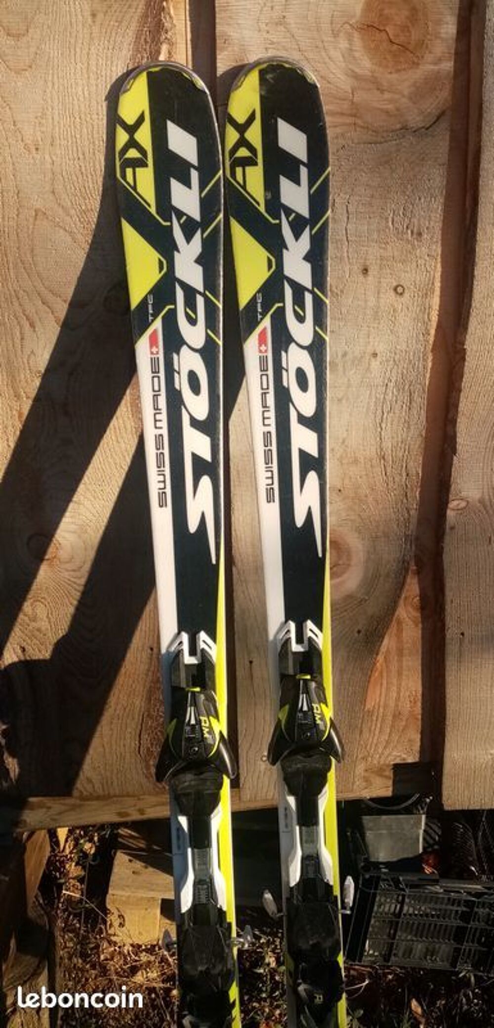 Ski st&ouml;ckli Laser Swiss mad Sports