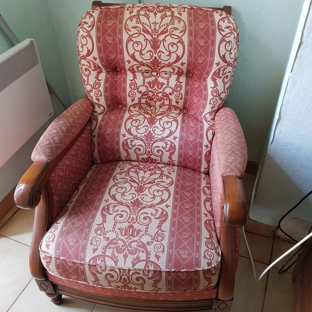 canap&eacute; 2 places et 2 fauteuils en parfait &eacute;tat Meubles