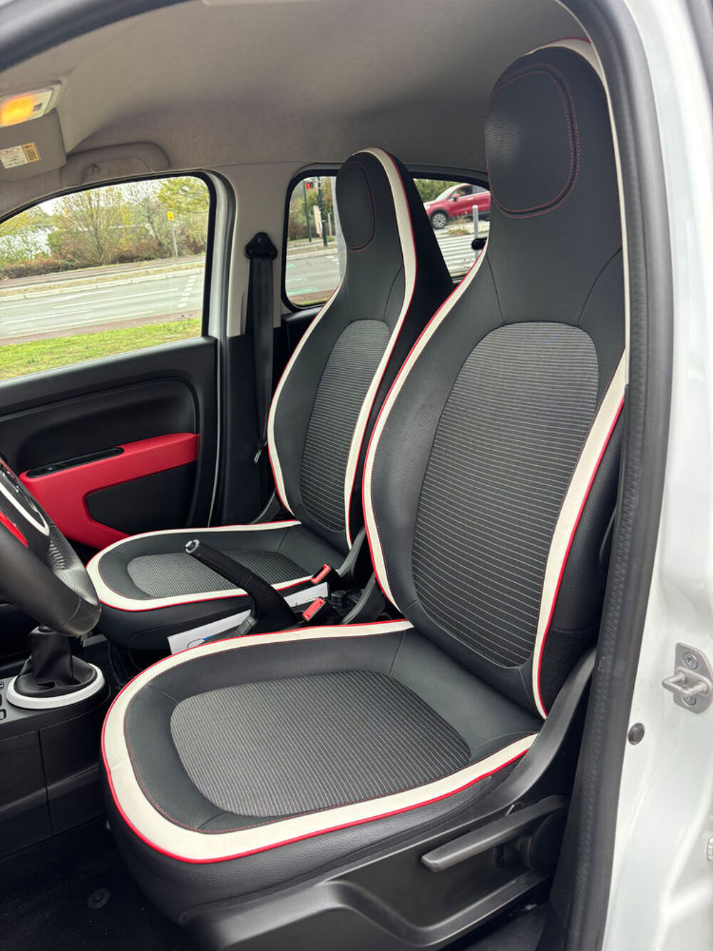 Twingo III 0.9 TCe 90 Energy Intens 2017 occasion 33310 Lormont