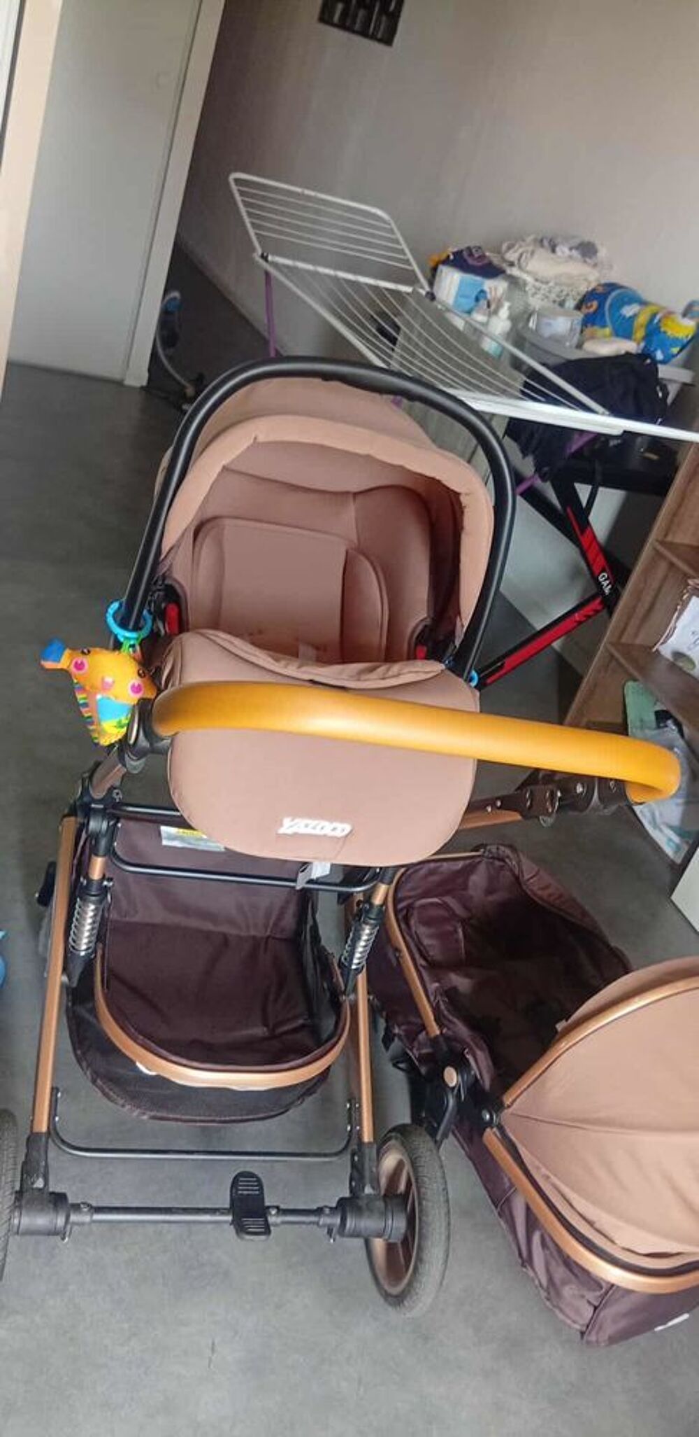 Poussette combin&eacute; Puériculture
