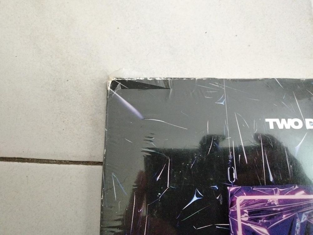 Two Doors Cinema Club vinyle 33 tours CD et vinyles
