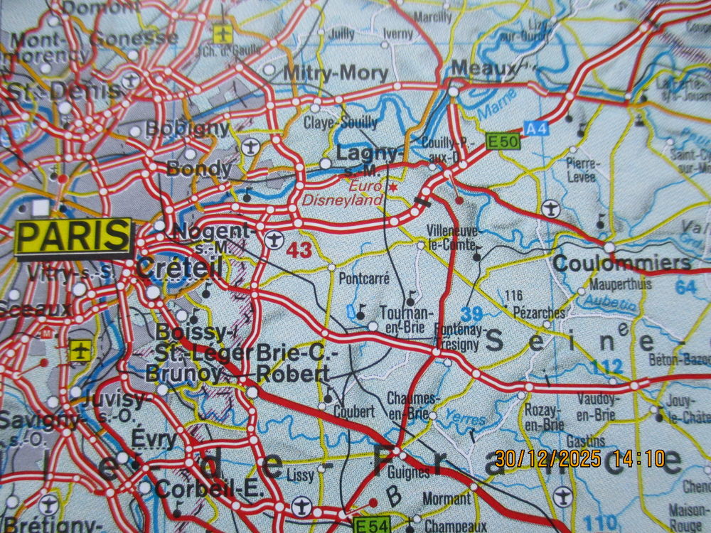 Livre atlas et livre la provence Livres et BD