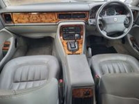 Sovereign JAGUAR SOVEREIGN 4.0 BERLINE 1995 occasion 78540 Vernouillet