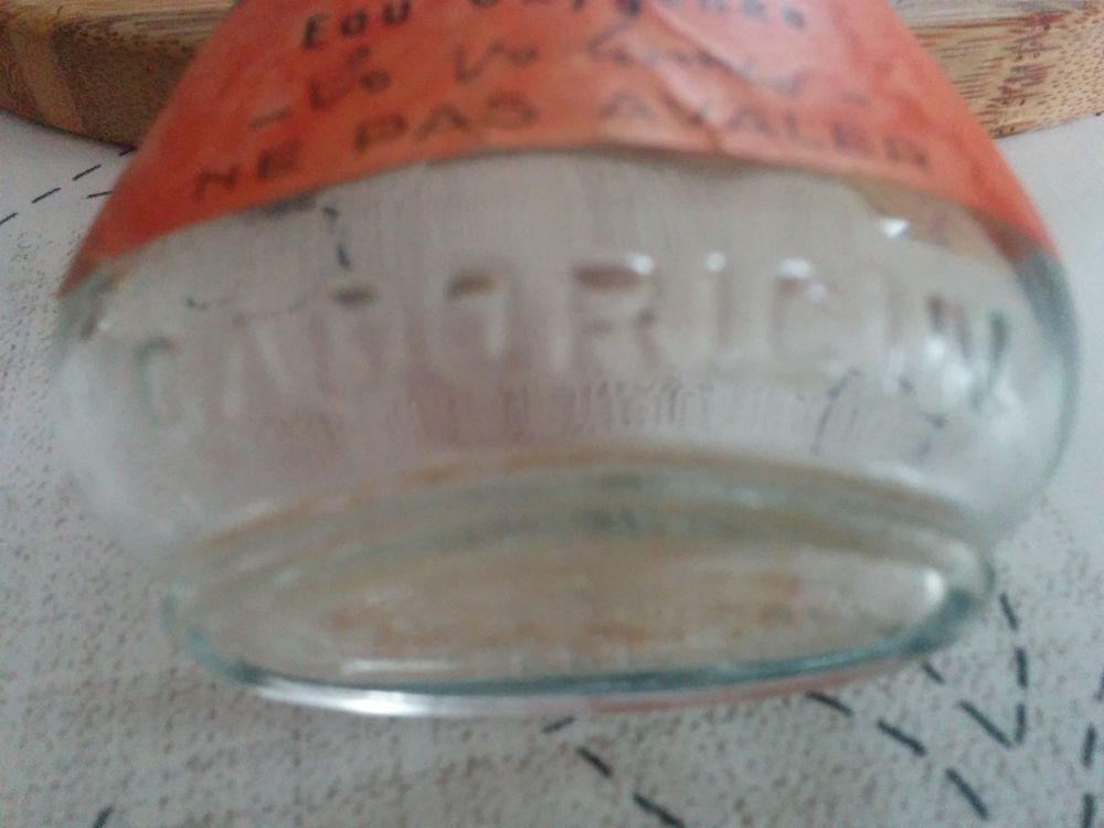 Ancien flacon vintage eau oxyg&eacute;n&eacute;e 