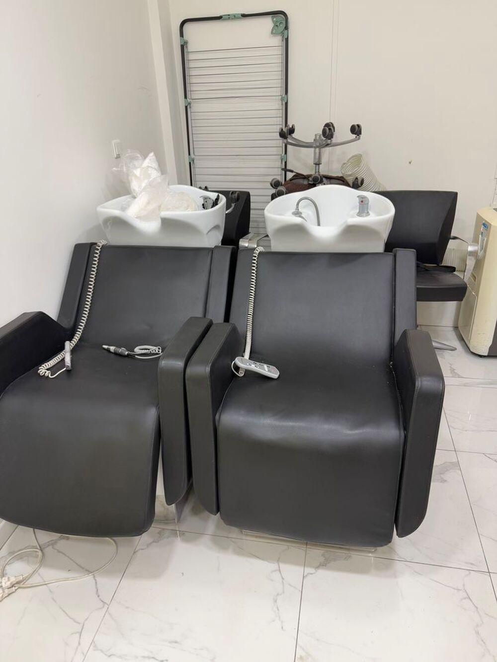 2 lavages de tete Meubles