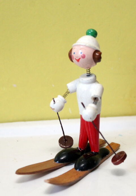 Figurine en bois Bobble Head GOULA Made in Spain Skieuse 60' 30 Issy-les-Moulineaux (92)