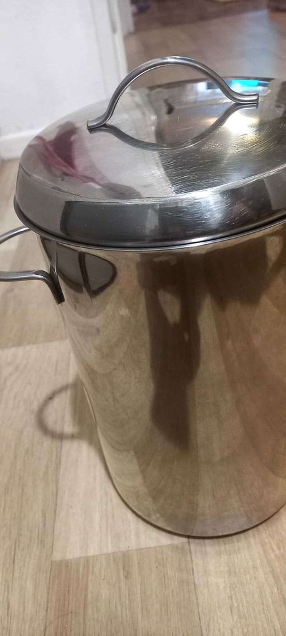 vendre une marmite inox .tr&egrave;s bonne &eacute;tat Electromnager