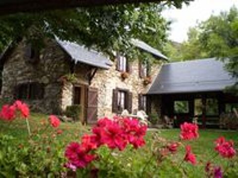   Gîte de France 3épis dans le Parc Naturel Régional  d'Ariège Midi-Pyrénées, Saurat (09400)