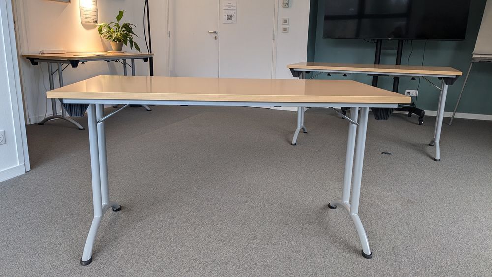 Tables de r&eacute;union pliantes Meubles