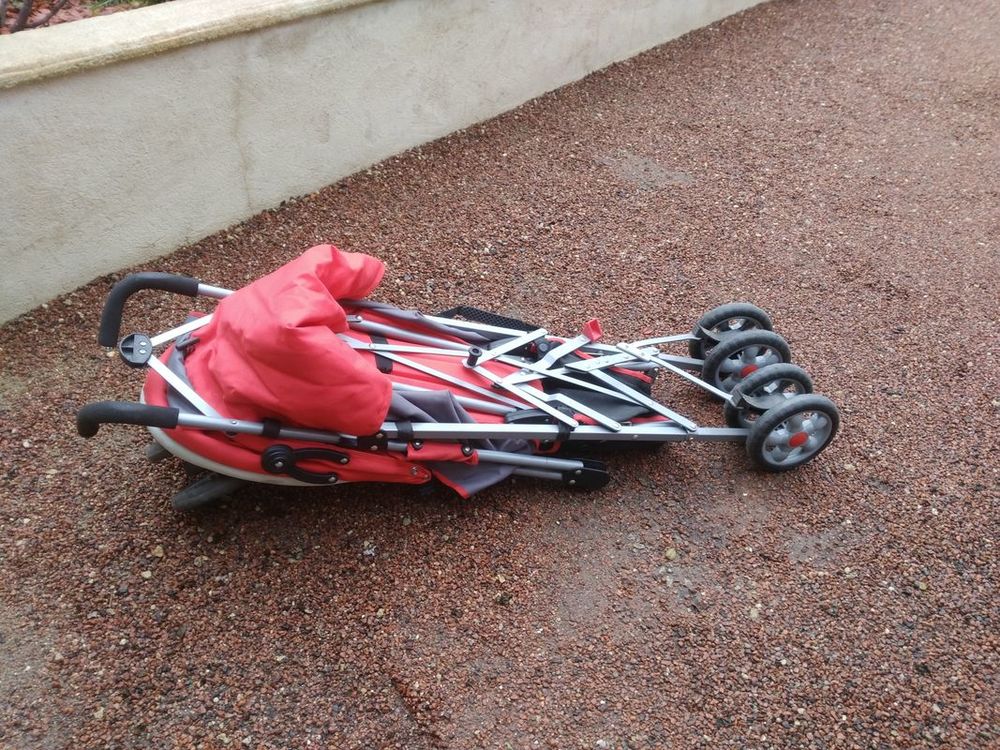 Poussette enfants pliable Mobilier enfants