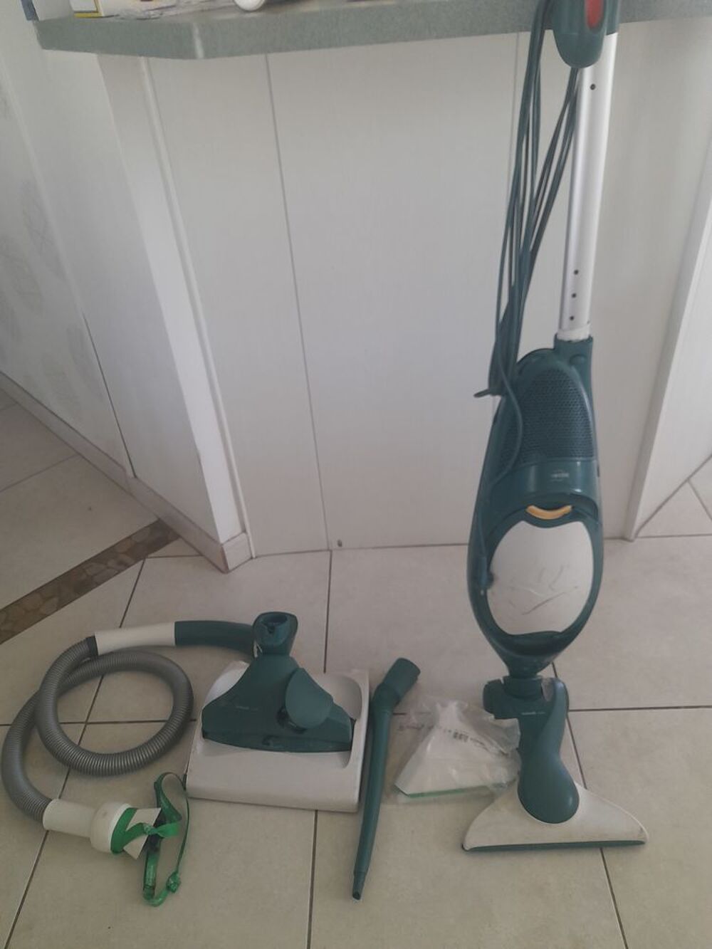 Aspirateur laveur kobold Electroménager