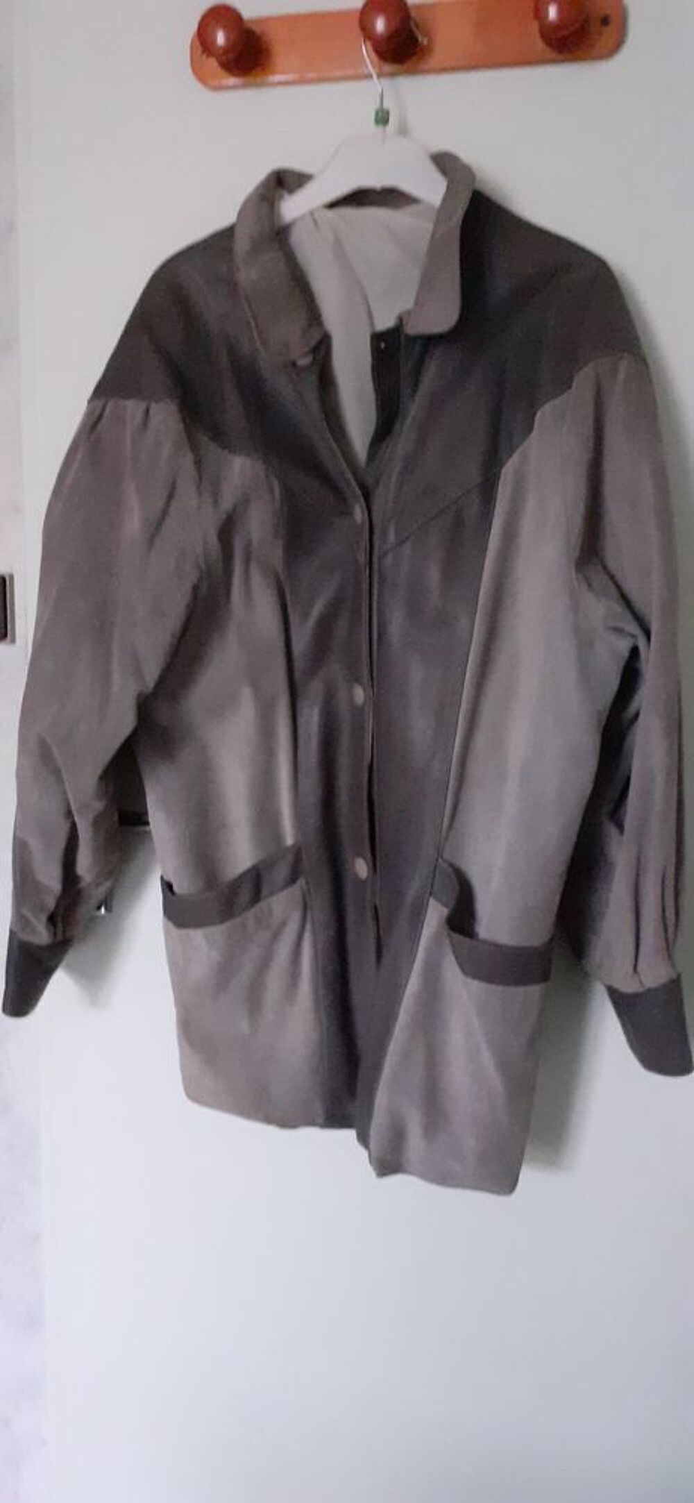 Veste femme en cuir taille 48 Vêtements