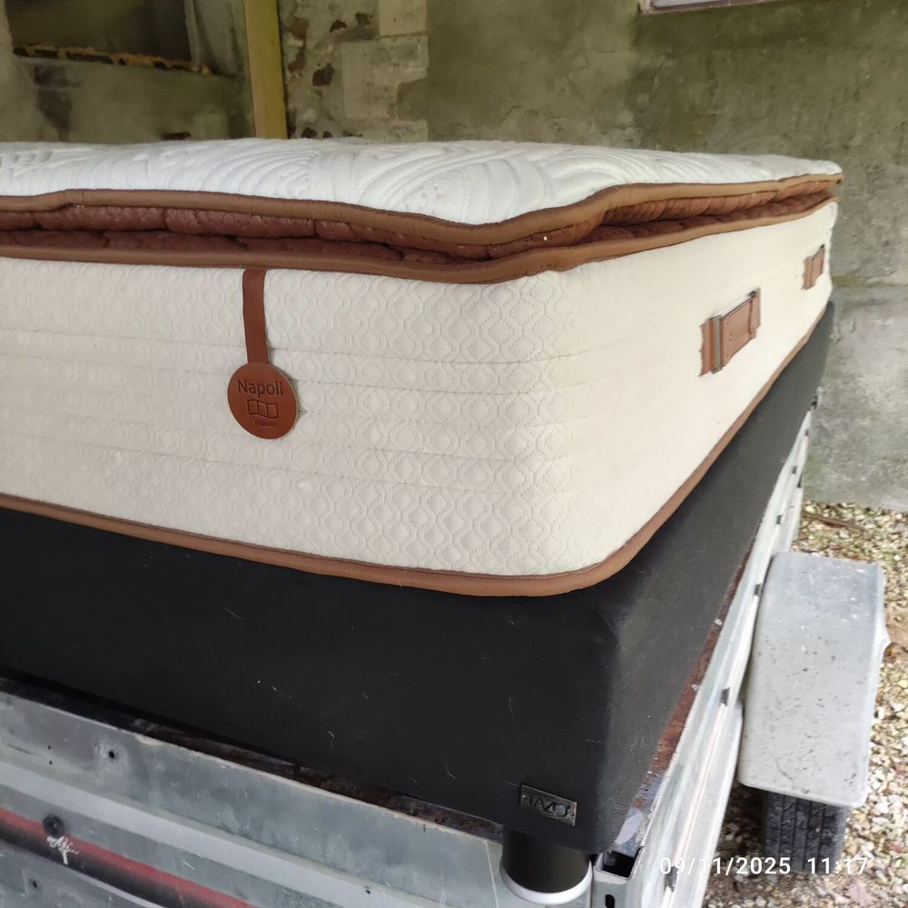 Ensemble sommier et matelas
Meubles
