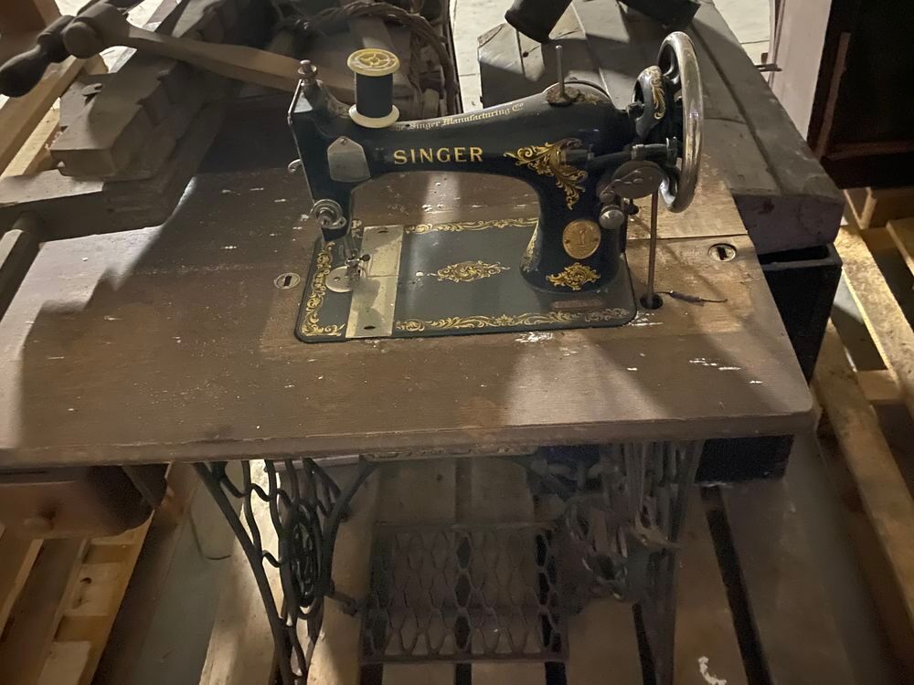 Machine &agrave; coudre ancienne Singer Electroménager