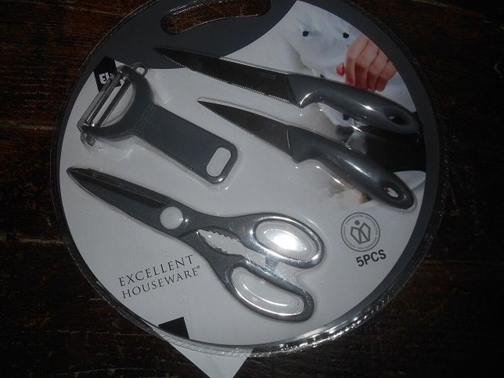 PLANCHE A DECOUPER + ACCESSOIRES Cuisine