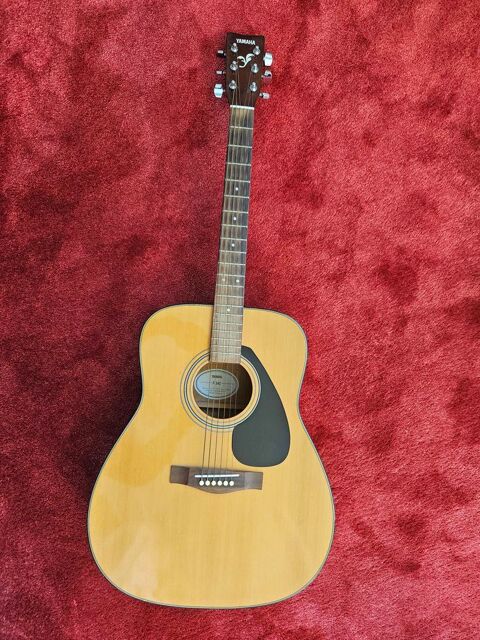 guitare yamaha 120 Frjus (83)