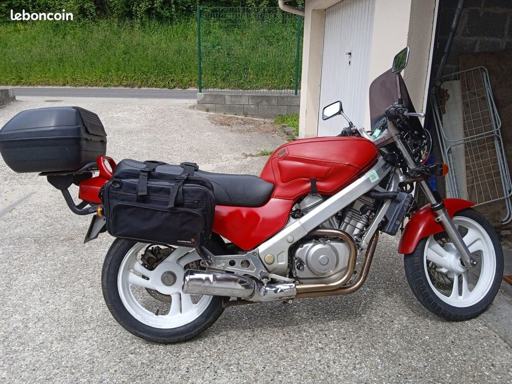 HONDA 1992 occasion 86380 Chenech&eacute;