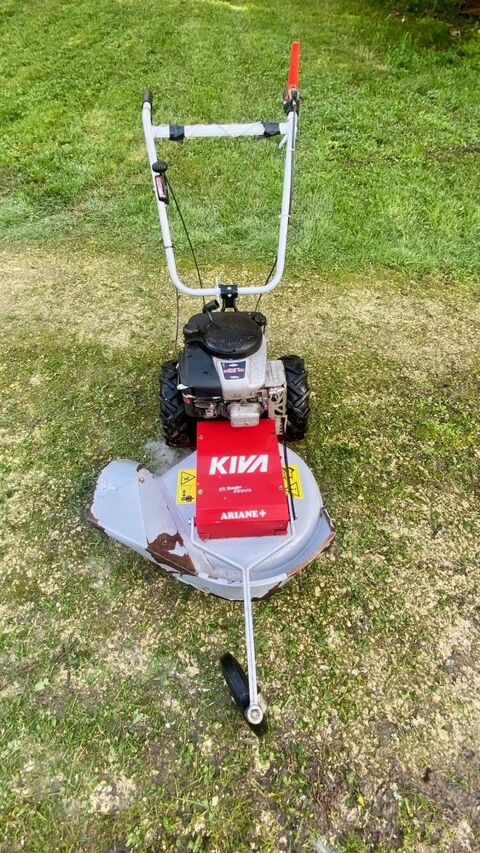 Tondeuse d�broussailleuse Sitga 800 Villenave-de-Rions (33)