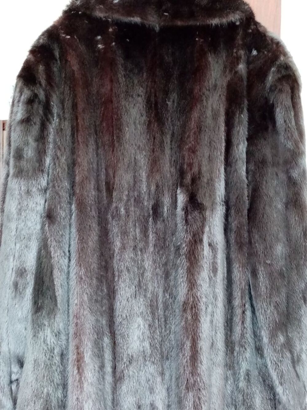 Manteau de fourrure (vison noir) Vtements