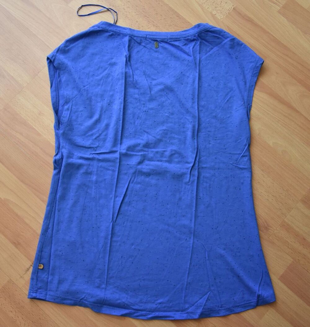 NEUF. Taille: S. Tee shirt bleu et dor&eacute;. Bonobo. NEUF Vêtements