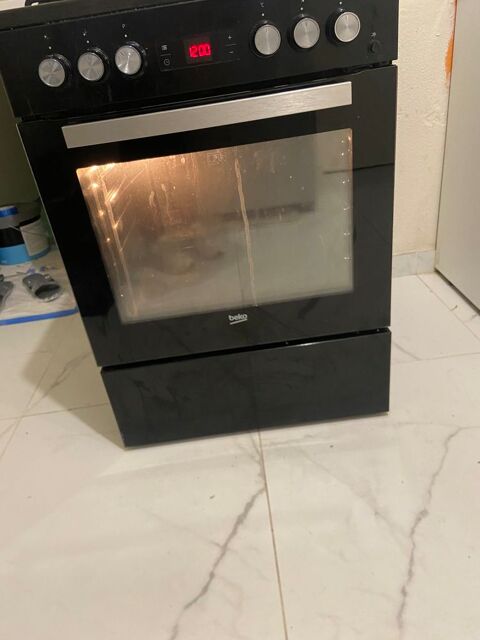 Cuisinire gaz et lectrique  210 Lyon 9 (69)