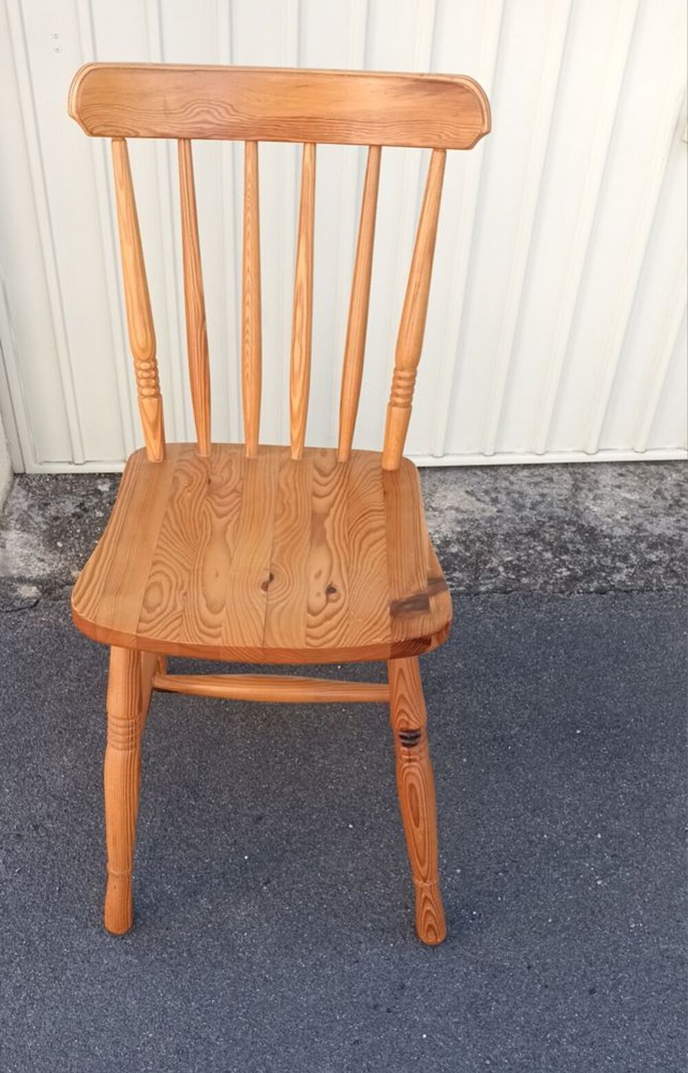 CHAISES Meubles