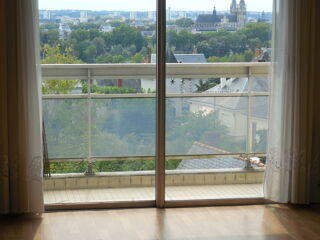  Appartement à louer 2 pièces 46 m²