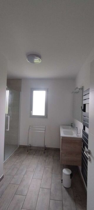  Maison � louer 4 pi�ces 92 m� Saint-yrieix-la-perche