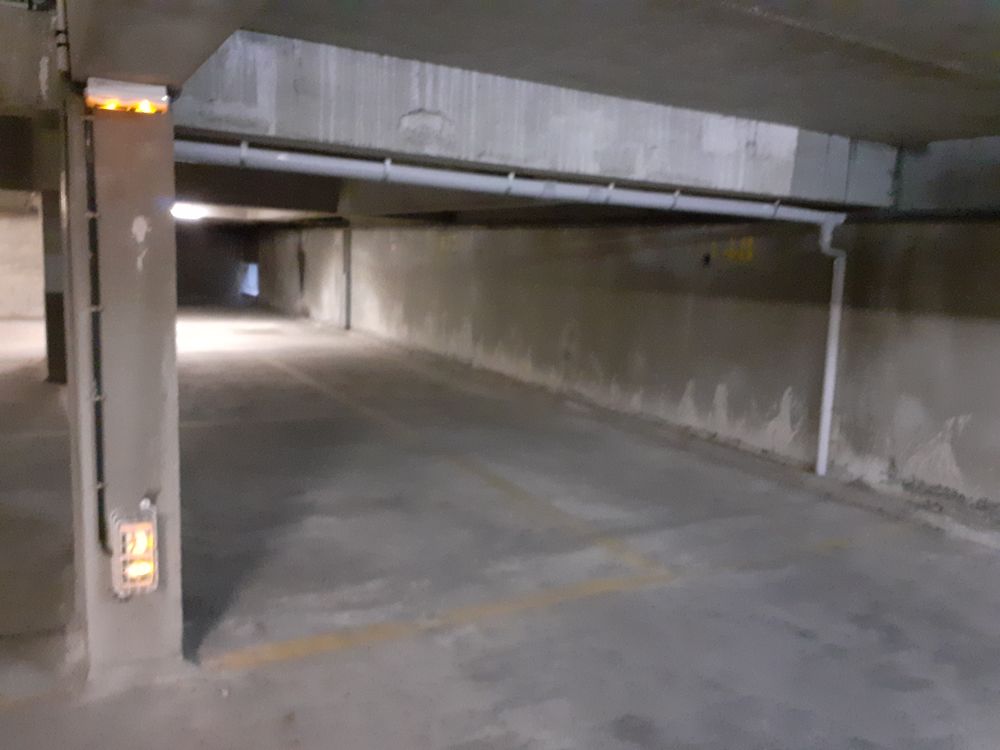 Location Parking/Garage parking souterrain Villeparisis