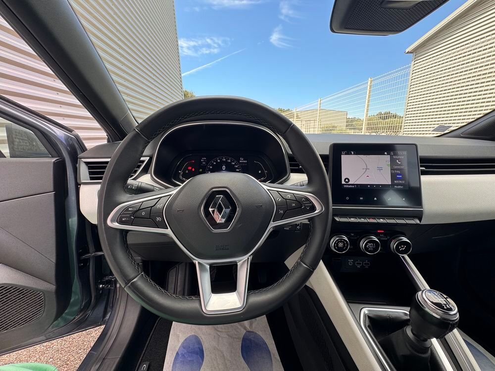 Clio V Clio TCe 140 - 21 Intens 2021 occasion 84290 Sainte-C&eacute;cile-les-Vignes