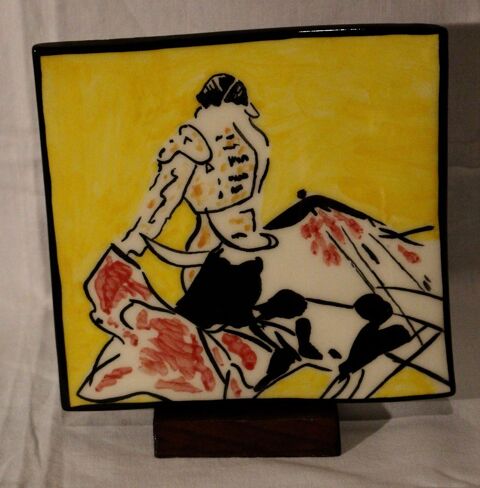 TAUROMACHIE  :  CERAMIQUE  . 20 Anglet (64)