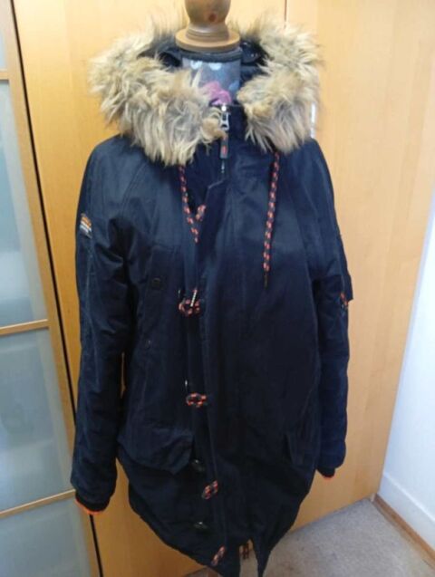 Parka T. M Superdry Bleu marine 40 Courdimanche-sur-Essonne (91)