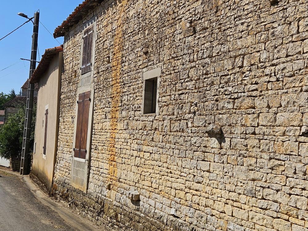 Vente Maison Maison de village avec terrain. Villegats