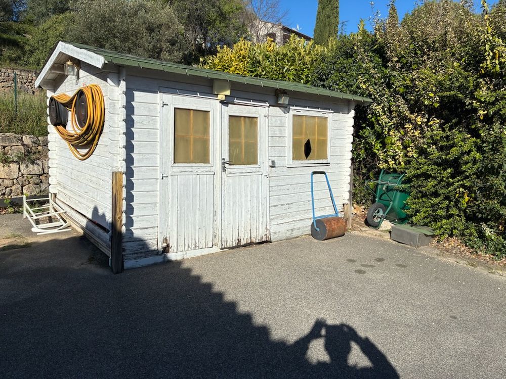 ABRI JARDIN BOIS Meubles