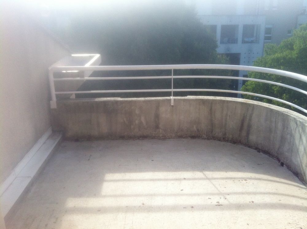 Location Duplex/Triplex Beau duplex T2-3 avec terrasses, clim et pking privatif Aix-en-provence