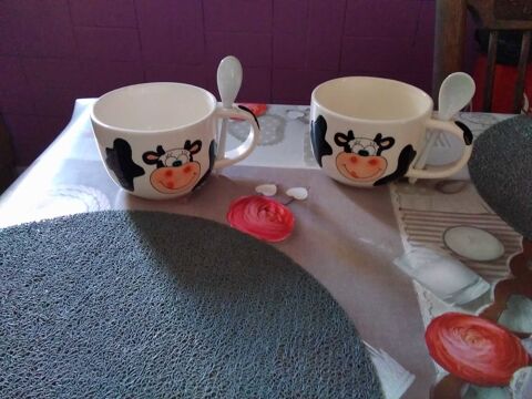deux tasses petit déjeuner 5 Sedan (08)