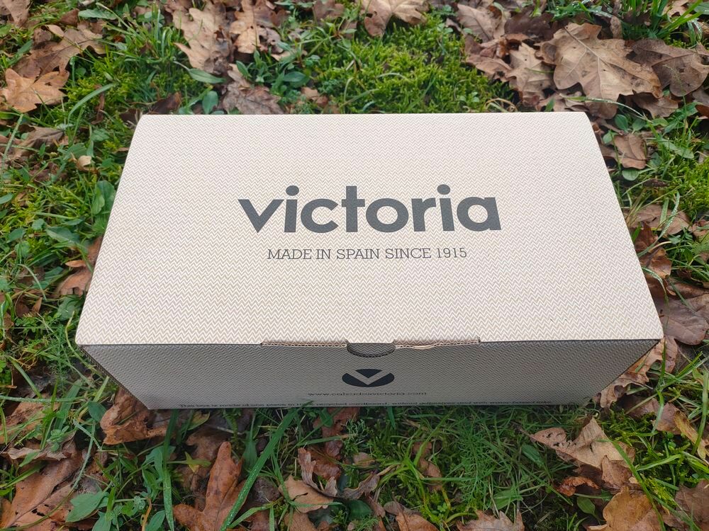 Baskets basses en cuir unisexe Victoria 1126142 Chaussures