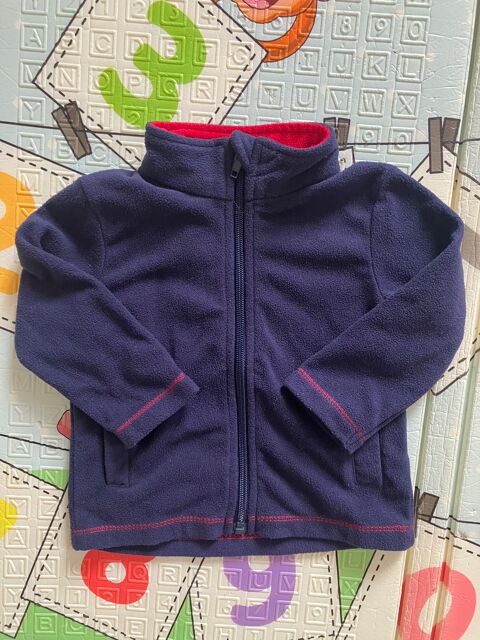 veste polaire Tissaia taille 9 mois 3 Br�m�nil (54)