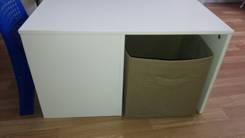 Table Oxybul rangement très bon état 35 Alfortville (94)