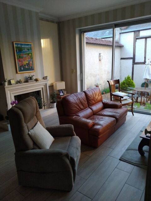  Maison  louer 9 pices 213 m