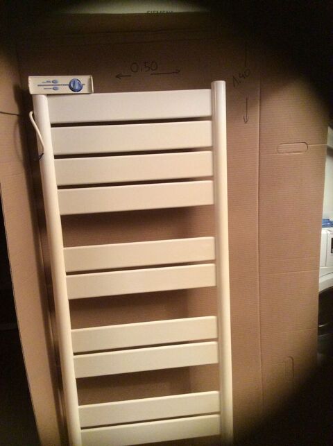 seche serviettes chauffage SdB 
130 Six-Fours-les-Plages (83)