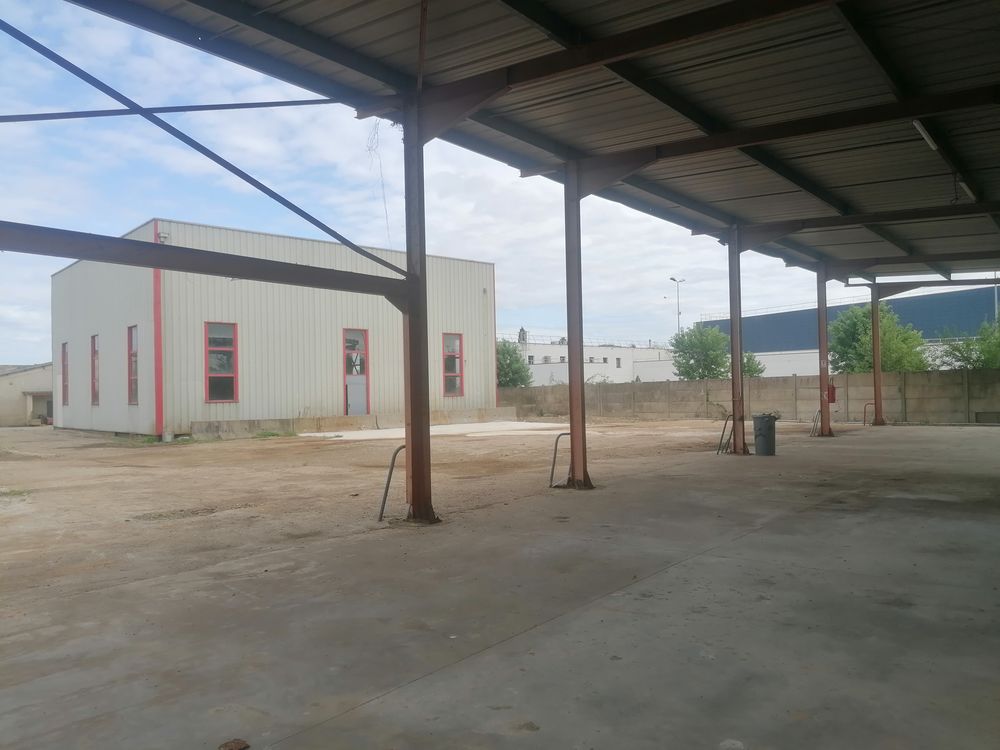 Vente Autre Terrain industriel 3810 m² & Bâtiments /  Lyon St-Exupéry Saint-laurent-de-mure
