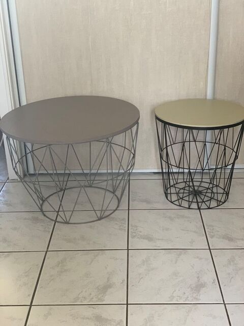 2 Tables Gigognes rondes bois fer 15 Monts (37)