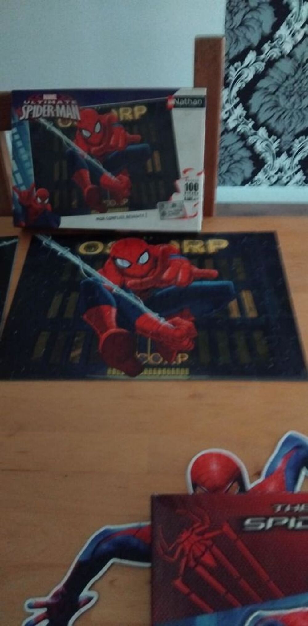  2 puzzles spiderman neuve 
Jeux / jouets