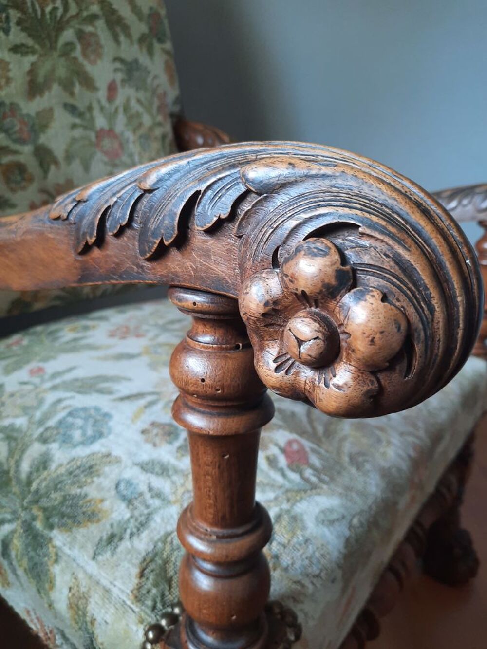 fauteuil ancien style Louis XIII Meubles