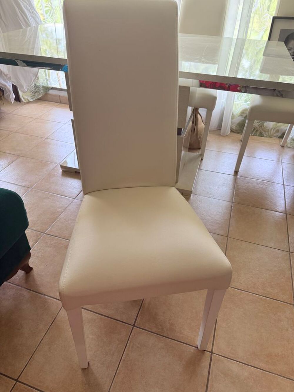 Table + 4 chaises Meubles